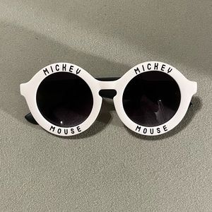 DISNEY ADULT MICKEY MOUSE SUNGLASSES